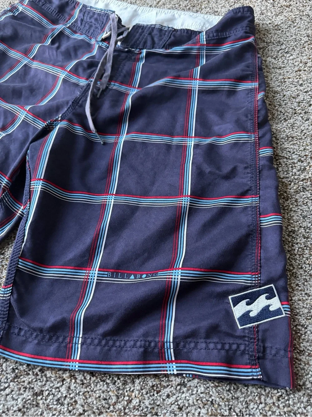 Billabong M120JRUS Men's 36 Navy Plaid Boardshorts Y2K Surf Cargo Swim